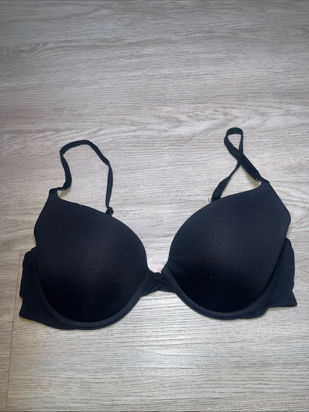 Victoria's Secret PINK black Demi t-shirt bra Size 36C